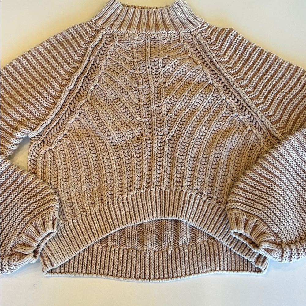 Free People Sweetheart Turtleneck Sweater Small Tan Sand Crop Chunky Oversized - Picture 2 of 7